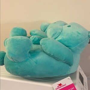 Kids Way To Celebrate Valentine's Day Bear Slippers